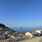 Aria Condizionata E Terrazza Vista Mare דירה *