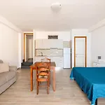 Aria Condizionata E Terrazza Vista Mare * קאסטלסארדו