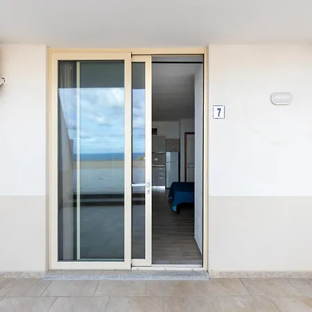Apartment Aria Condizionata E Terrazza Vista Mare